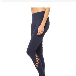 ALO Yoga Entwine cross leggings navy medium